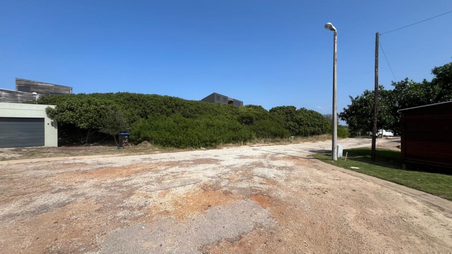 Commercial Property for Sale in Paradise Beach Eastern Cape
